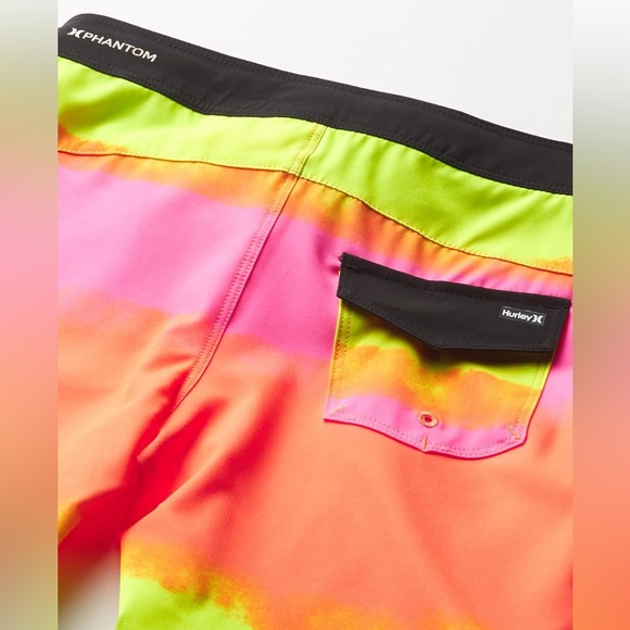 Hurley Phantom Boys Kids Board Shorts Surf Swim Trunks Multicolor Size 20/30 - Picture 2 of 9